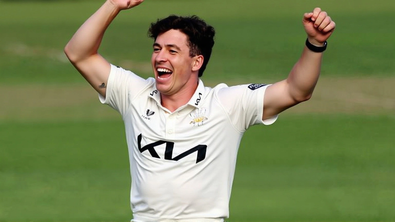 Matt Fisher's 10-wicket haul not enough as Notts seize title advantage