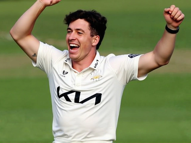 Matt Fisher's 10-wicket haul not enough as Notts seize title advantage